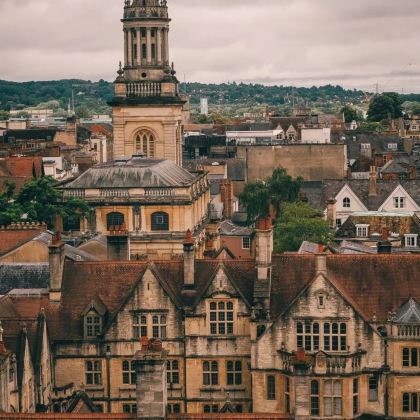 英国伦敦+爱丁堡+伯明翰+利物浦+温德米尔镇+牛津大学+剑桥大学+温莎城堡10日9晚拼小团