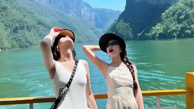 恩施土家族苗族自治州+13