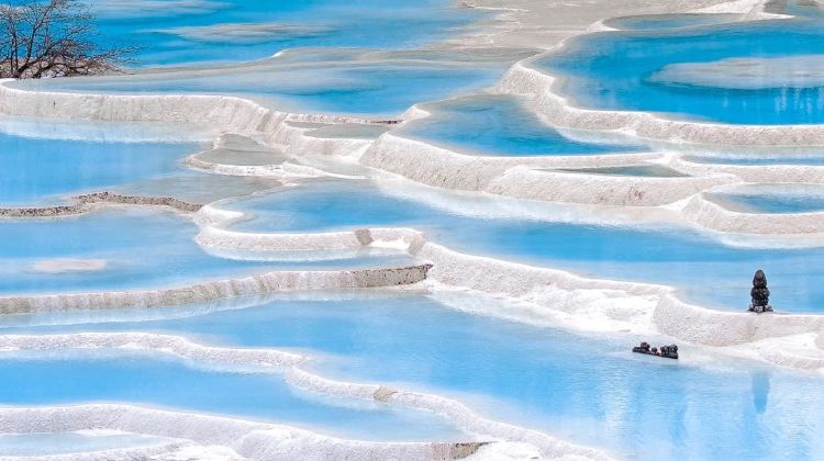 6-Day Chongqing + Chengdu Group Tours: Panda+Jiuzhaigou + Huanglong National Scenic Area