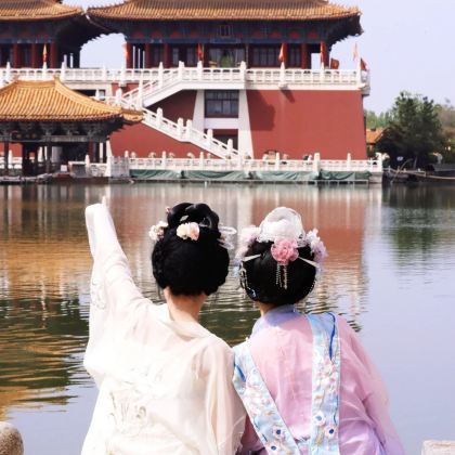 开封+清明上河园+龙亭景区+中国翰园碑林3日2晚私家团