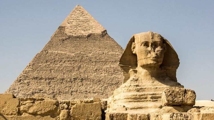 10-Day 10 Day Treasures of Egypt Tour Giza Pyramids & Cairo & Nile Cruise & Abu Simbel