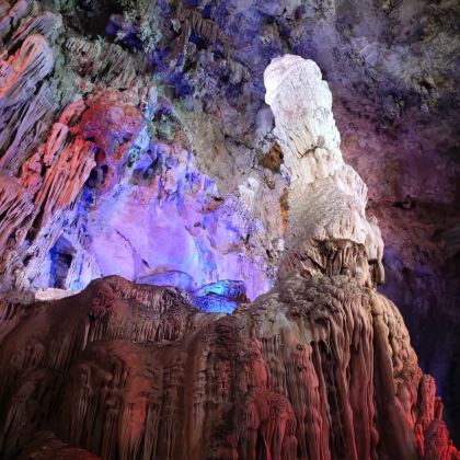 建水古城+建水小火车+个旧市地轨缆车+碧色寨风景区6日5晚私家团