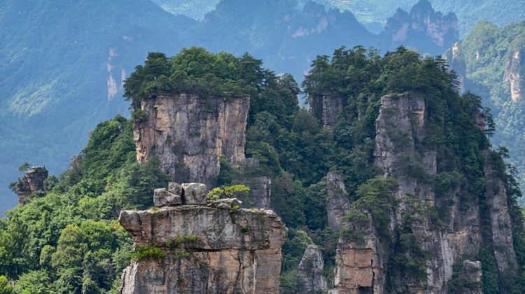 6-Day Immerse yourself in Tianmen Mountain National Forest Park + Zhangjiajie Grand Canyon + Zhangjiajie National Forest Park + Furong Town + Fenghuang Ancient Town