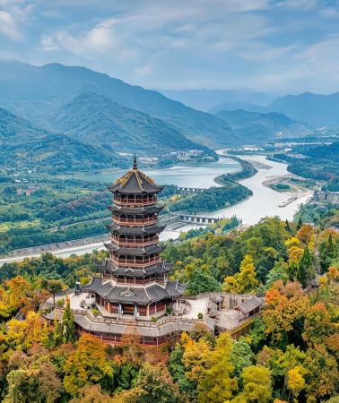 2D1N • Dujiangyan + Bipenggou – Snow & mountain wonderland - Low-altitude, hot spring hotel