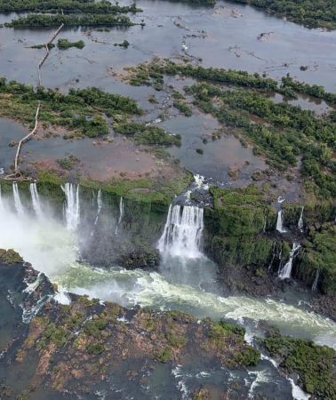 2D1N • Iguazu: 2-Day Private Tour of Brazil, Argentina and Paraguay