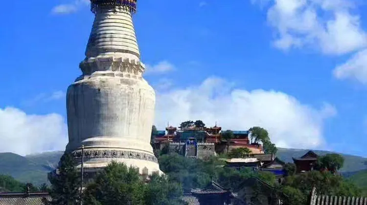 山西五台山4日3晚私家团 宗教文化 五台山精品禅修4日游 特别安排普寿寺晚课 圣地巡礼 幽兰胜境 登临五台山五座台顶 朝拜五方文殊 大圆满 大智慧 指定入住国际品牌洲际 万豪