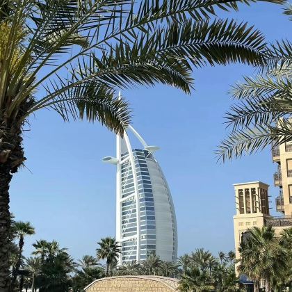 阿联酋9日8晚拼小团