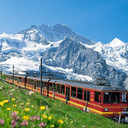 意大利+瑞士+列支敦士登12日跟团游