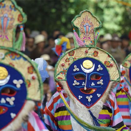 拉萨+布达拉宫+大昭寺广场+八廓街+鲁朗林海11日跟团游