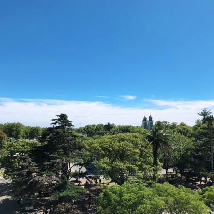 乌拉圭科洛尼亚－德尔萨克拉门托+阿根廷布宜诺斯艾利斯布宜诺斯艾利斯主教座堂+五月广场4日3晚私家团