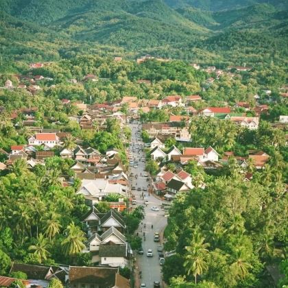 老挝万象+琅勃拉邦+万荣6日5晚私家团