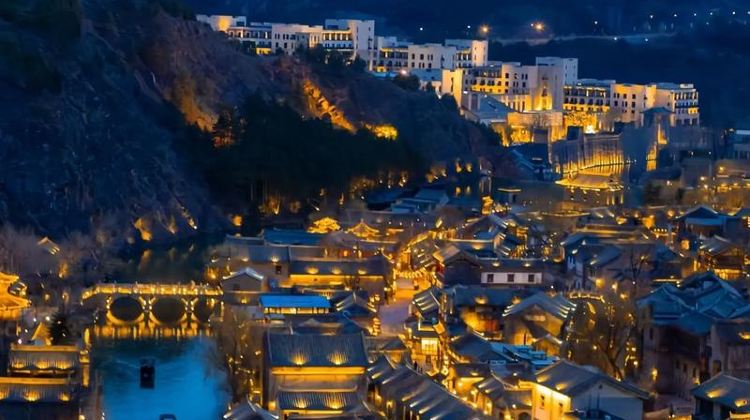 5-Day Beijing W Town & Simatai Great Wall, The Palace Museum,Summer palace,Temple of Heaven