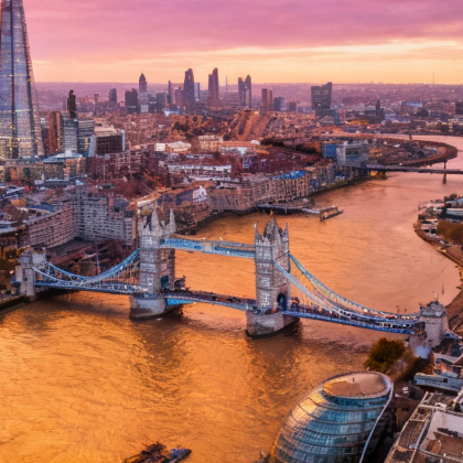 英国伦敦+牛津+约克+曼彻斯特+爱丁堡+剑桥12日10晚拼小团