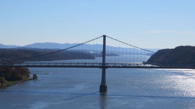 Local Exploration丨2-Day Vermont Fall Foliage Tour from New York · Walkway Over the Hudson State Historic Park, Fort Ticonderoga and The Lincoln Family Home 