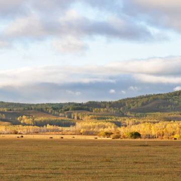 内蒙古呼伦贝尔+额尔古纳+满洲里6日5晚跟团游