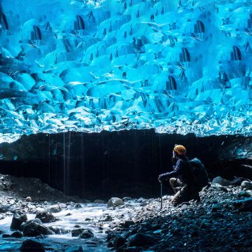 冰岛雷克雅未克2日1晚跟团游