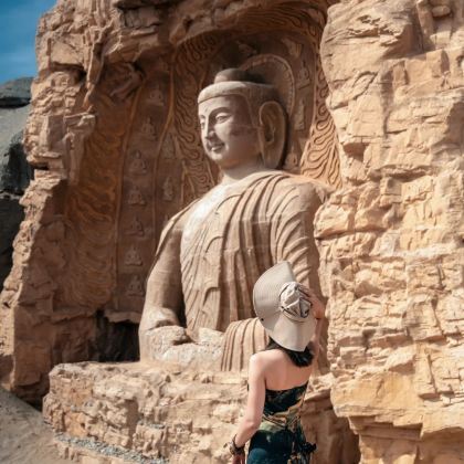 甘肃兰州+敦煌+张掖七彩丹霞旅游景区6日5晚拼小团