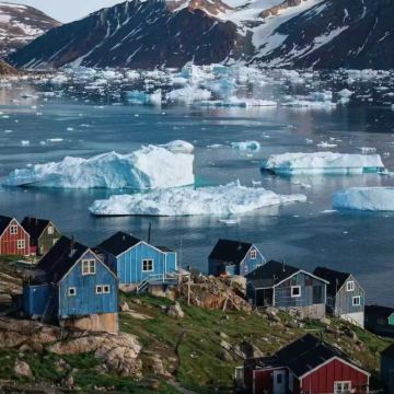 挪威斯瓦尔巴朗伊尔城+格陵兰+冰岛+扬马延+北极17日跟团游