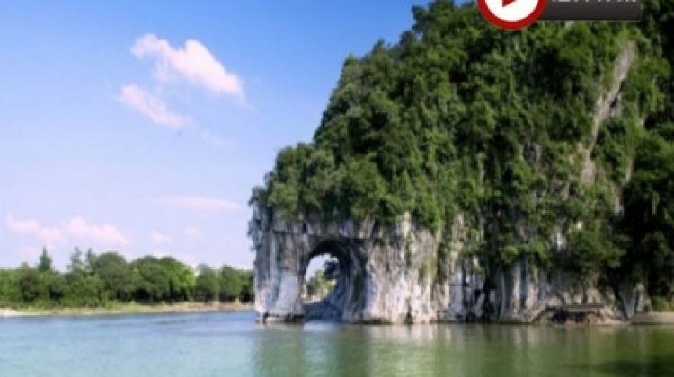 4日3晚 · 旅行團 · 桂林、陽朔4天純玩高鐵團  興坪古鎮、山水遇農園、銀子巖、象鼻山、靖江王府、桂花公社(體驗DIY桂花糕)、車遊十里畫廊、東西巷、逍遙樓·飽覽桂林及陽朔名勝+興坪碼頭打卡20元人民幣背景+黃布倒影+近賞桂林城徽+象鼻山的雄渾+遊覽全國保存最完好的明代藩王府+靖江王府+漫遊田園詩畫+山水遇農園等+感受山水美景及文化底蘊+
深入探祕