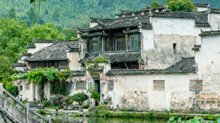 5-day 4-night · Private Tour · Huangshan Scenic Area + Hongcun Village + Xidi + Wuyuan Huangling