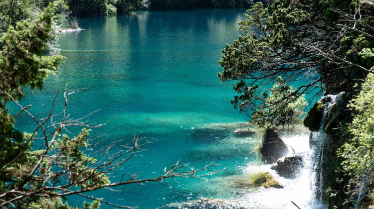7-day 6-night · Private Tour · Chengdu + Chongqing + Jiuzhaigou + Huanglong National Scenic Area