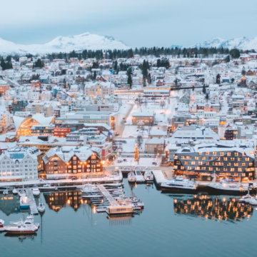 挪威罗弗敦群岛+盖朗厄尔峡湾+大西洋之路+特隆赫姆11日10晚私家团