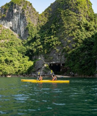 3D2N • 3-Day Cruise Tour to Halong Bay and Lan Ha Bay from Ha Long