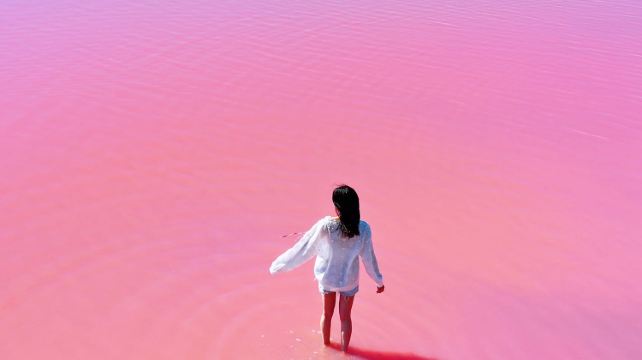 澳大利亞西澳大利亞4日3晚跟團遊·玩轉西澳+純玩4日遊 + 網紅海上小火車 + 粉色海洋 + 波浪巖+ 尖峯石陣 + 微笑袋鼠 + 蘭斯林白沙丘 + 夜觀星河 +贈送航拍+贈送龍蝦午餐+多路線選擇+中文精品小團