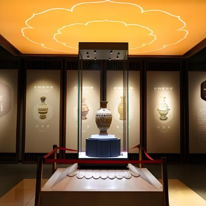 淄博+淄博聊斋城+山东文旅·红叶柿岩旅游区+周村古商城4日3晚私家团