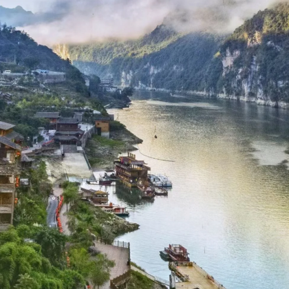 中国重庆8日5晚跟团游