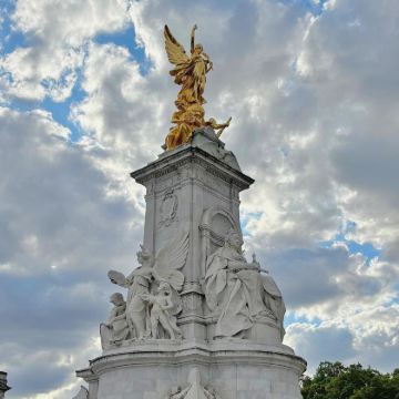 英国伦敦+牛津+苏格兰+温德米尔湖+爱丁堡14日13晚跟团游