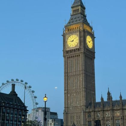 英国伦敦+牛津+爱丁堡+道格拉斯+大英博物馆7日6晚拼小团