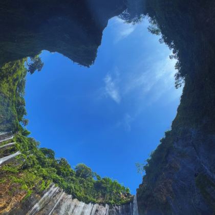 印度尼西亚泗水+赛武千层瀑布+布罗莫火山+伊真火山3日2晚私家团