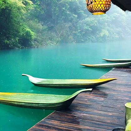 恩施市+恩施大峡谷5日4晚跟团游