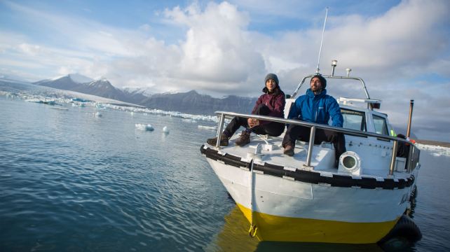 9-Day Iceland Explorer Tour·Waterfalls, Glaciers and Volcanic Wonders