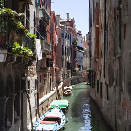 西班牙+法国+意大利+瑞士15日13晚拼小团