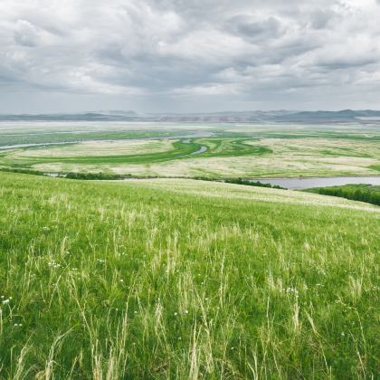 锡林郭勒盟草原+蒙古汗城旅游景区+锡盟西乌旗乌兰五台景区+浑善达克沙地4日3晚私家团