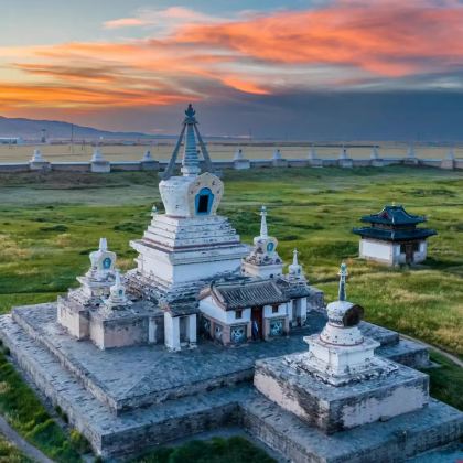 蒙古乌兰巴托+成吉思汗骑马雕像+哈拉和林+哈斯台国家公园+成吉思汗广场+甘丹寺+宰桑纪念碑+特日勒吉国家公园6日5晚拼小团