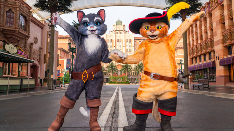 北京+北京环球度假区5日4晚私家团·【环球爱上紫禁城·入住新装亚朵&希尔顿花园等品牌酒店不挪窝】 1单1团VIP·专车专导·北京环球影城1日畅玩·7大主题乐园 经典八达岭+颐和园+行程可调+24H专车接送站/机 咨询客服有立减