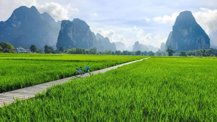 5D4N · Group Tours · China + Guangxi + Nanning + Detian Transnational Waterfall Scenic Spot + Tongling Grand Canyon + Weizhou Island + Beihai