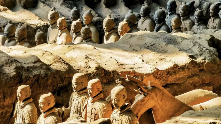 2D1N · Group Tours · Xi'an + Emperor Qinshihuang's Mausoleum Site Museum + Xi'an City Wall