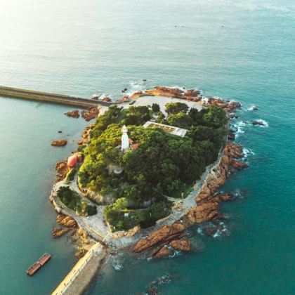 户外活动·青岛+威海+荣成+烟台6日夏令营【半岛环游记】青岛港自动码头基地，中国海洋大学，小青岛，东方航天港指控中心，爱伦湾海洋牧场，沙滩，刘公岛，海洋科技馆，青岛海底世界等