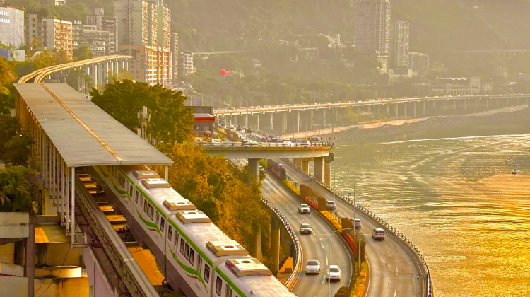 9-Day Sichuan classic panorama: Chengdu, Chongqing, Jiuzhaigou, Huanglong National Scenic Area | Private Tours·  