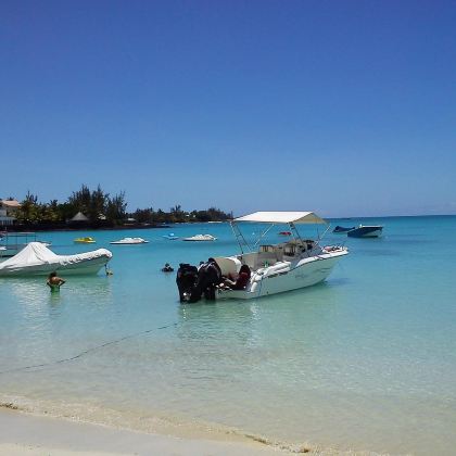 毛里求斯+马达加斯加10日8晚私家团