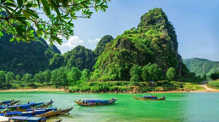 2-Day 2-Day Phong Nha-Ke Bang Cave Adventure from Hue