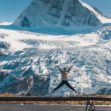 西藏林芝+来古冰川+萨普神山+纳木措景区+祥格拉冰川7日6晚跟团游