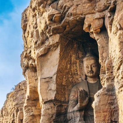 山西大同+云冈石窟+华严寺+大同土林+大同火山群国家地质公园+应县木塔景区+雁门关景区2日跟团游