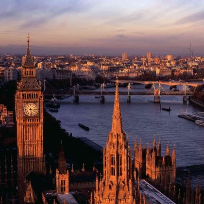 英国16日15晚私家团