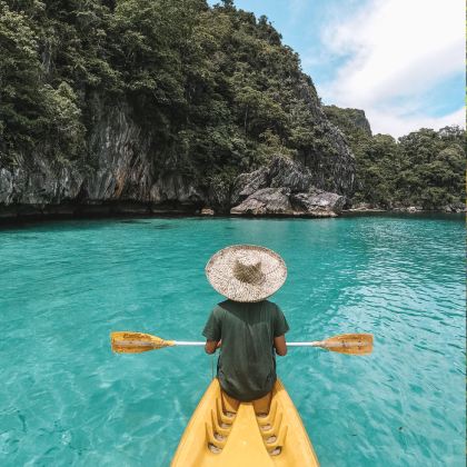 菲律宾巴拉望+爱妮岛+普林塞萨港地下河国家公园+大泻湖+秘密泻湖+直升机岛7日6晚私家团