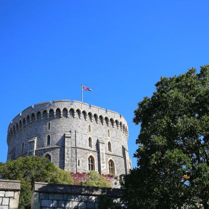 英国伦敦+爱丁堡7日6晚私家团